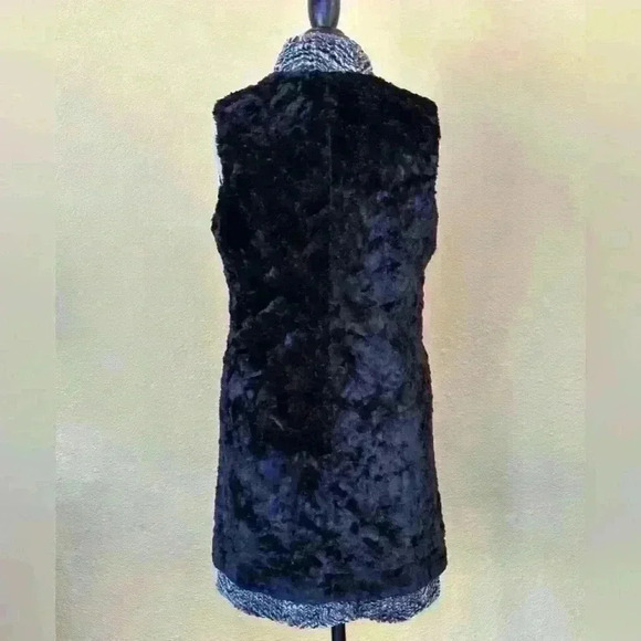 Pandemonium Seattle “Mandarin” Reversible Faux Fur Long Vest Size Medium NWOT! - Picture 9 of 11